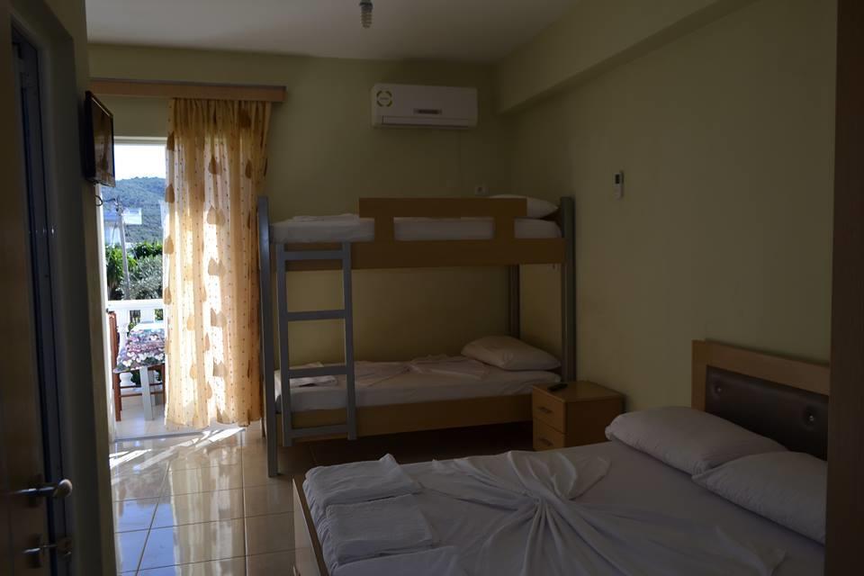 John Apartments Ksamil Esterno foto