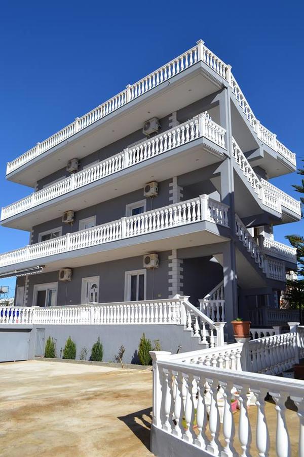 John Apartments Ksamil Esterno foto